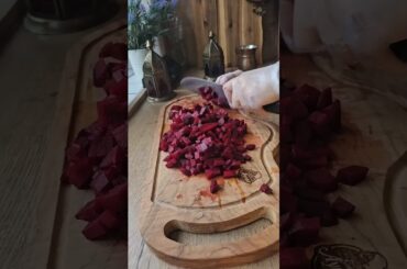 Gesunde rote beete Salat in 5 Minuten