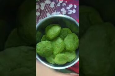 Healthy & High-Iron Breakfast: Palak Paratha #HealthyCooking