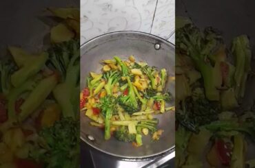 antioxidant healthy vegetable mineral vitamins if U cook like This green broccoli so tasty