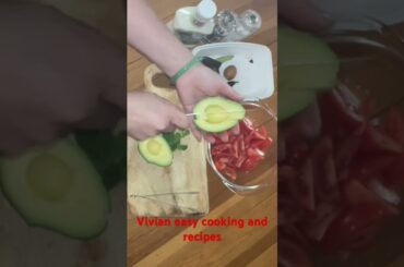 Healthy salad for weight loss/quick & easy meal/No oil salad recipe/tomato and avocado salad