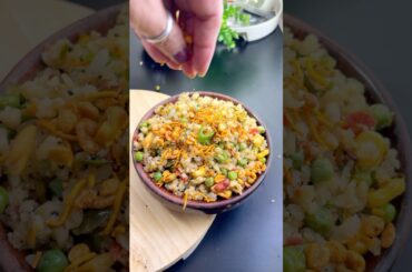 The Best Vegetable Poha Recipe |Quick & Healthy Breakfast #shortsfeed #nasta #snacks #niwalaswaadka