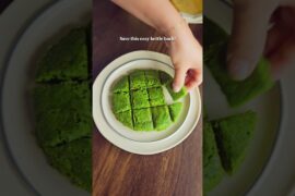 Healthy Spinach Squares Recipe | Steamed Palak Snack in Kettle | Easy Besan Spinach Dhokla