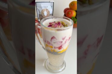 Healthy Fruity Vanilla Smoothie #makhana #healthy #recipe