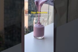 the GIGA smoothie (100g protein) #shorts