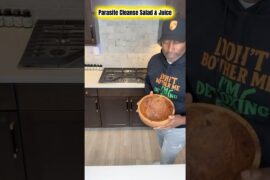 Parasite Cleanse Salad & Juice #health #food #detox #recipe