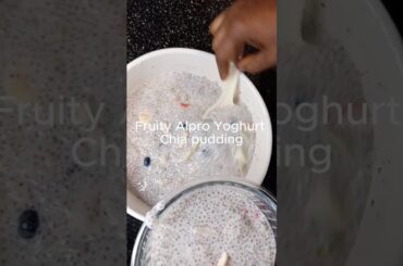Yoghurt Chia Seed Pudding | Healthy No-Cook Breakfast Recipe #recipes #healthy #shorts
