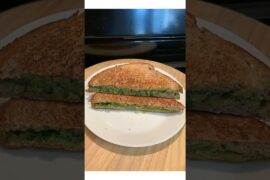 Tawa Roasted Avocado Toast | Low Oil Healthy Sandwich #shorts