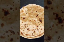 Roti fulane ka sehi tarika #roti #ytshorts #flatbread #chapati #information #healthy #phulka