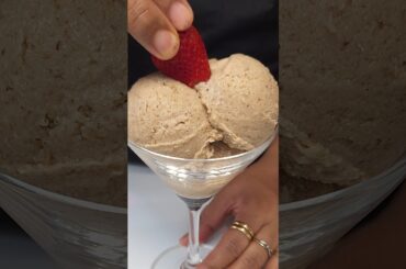 Make Soft Serve Banana Ice Cream in 5 Minutes #shorts #easyrecipe #shortsfeed #healthyrecipe
