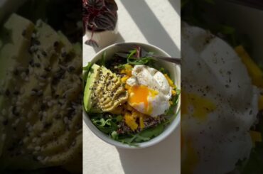 #pilatesgirl #whatieatinaday #pilatesworkout #healthyrecipes #pilateshomeworkout #healthyfood