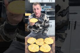 Keto Parm Flatbread #healthy #diet #bread #weightloss #food #protein #cooking #keto