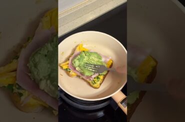Quick & Healthy meals avocado toast #quickmeal #avocadotoast