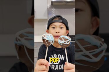 Quick and Easy Oreo Cake Pops! Home made Snacks! #oreos #snacks #food