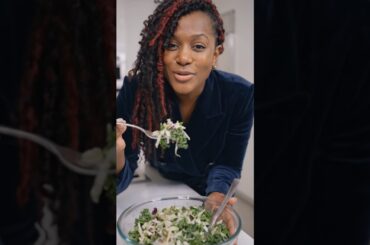 This Kale Salad Changed How I Eat at Work #salad #healthyfood #mealprep