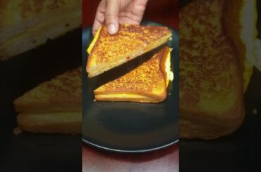 5-Minute Egg Cheese Sandwich Recipe #shorts  #asmr #cooking #eggsandwich