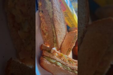 best breakfast for weight loss #viral #quickrecipe #lucu #chicken #chickensandwich #shorts #foryou