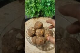 Chapati Ladoo Recipe | Kids Special Healthy Snack | Dry Fruits Chapati Laddu|Easy Sweet for Children
