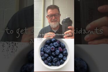 High-Protein Plant-Based Breakfast Smoothie with Vegetables