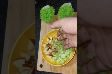 Healthy fruit chaat take 15gm protein #easyrecipes #shorts