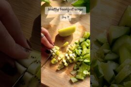 Chatpata kiwi salad packed with vitaminC,fiber and full of colors#recipe#trending#viral#explore#fyp