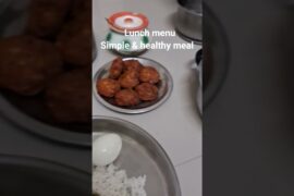 Simple & Healthy lunch. Keerai&vada. follow for more recipes. comment for how to make keerai kootu.