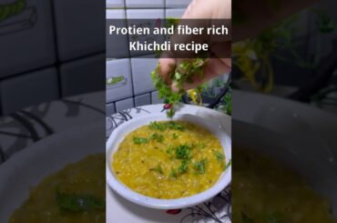 High protein rich khichdi #hajrakhatooncookery #ytshorts #healthyrecipes #protienrichrecipe #khichdi