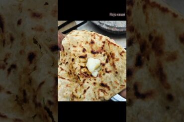 aalu paratha/triangle shape paratha #rajorasoi#recipe#recipevideo#cooking #paratha#rajasthanirecipe