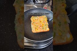Suji/rava bread toast #shorts #asmr #shortsfeed #easyrecipe #viral #recipe #breakfast #bread