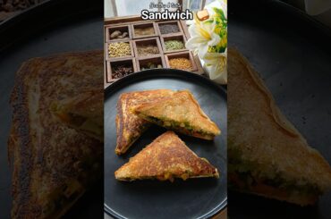 Itni healthy sandwich pehle khai hai? #sandwich #shorts