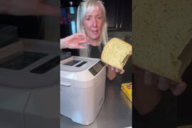 Bread a day with this machine and you'll never go back #breadmachine #easyrecipe #healthy