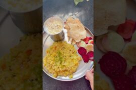 Healthy khichadi recipe #recipe #shorts #trending #khichdi #healthyfood#Chatoriwife