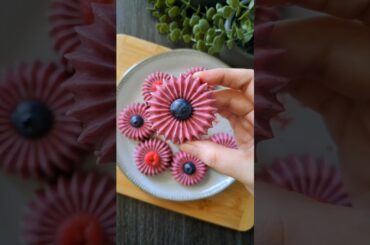 4-Ingredient healthy berry froyo bites #food #snacks #healthyfood