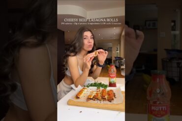 CHEESY BEEF LASAGNA ROLLS #healthyrecipes #highproteinlowcarb #easyrecipes #highproteinmeals