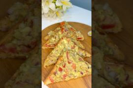 Avocado toast recipe #shorts #ytshorts #youtubeshorts #youtube #khaohitrahofit #healthyfood #food