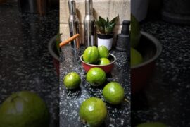 Bilkul Street Style Mein.....#guavachaat #gauav  #shorts #ytshorts