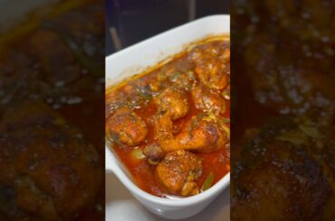 Tender, Juicy & Moist Baked Chicken #easyrecipe #bakedchicken