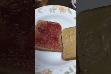 Peanut butter and jam sandwich #healthy #peanut butter#shorts#easy recipe