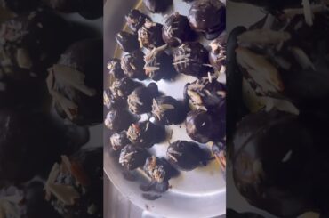 Healthy dates and almond chocolates #date #dates #diet #healthy #almond #shorts #ytshorts #viral