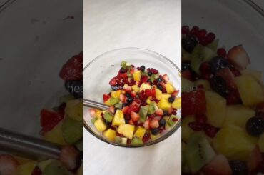 fruit salad recipe for gut health and healthy skin! #fruit #fruitsalad #healthy #healthyrecipes