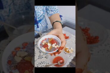 High Protein & Low Carbs Healthy Breakfast Bowl#quickbreakfast #aestheticfood #maprostrawberrycrush