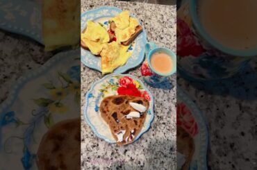 ||Healthy Breakfast||Toasted Bread with Egss||Paratha Cream & Tea||Famous Asin Breakfast||Cook Viral