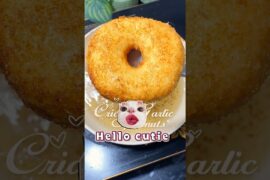 Crispy Garlic Spudnuts #ytshorts #shortsfeed #easyrecipe#viral #garlicbread #bread#dounuts