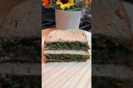 Healthy Veggie Sandwich | Spinach Carrot Peas Sandwich | High Fiber Snack