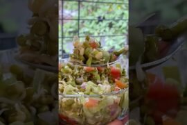 Sprouts Chaat#sprout#chaat#salad#healthy#breakfast#snacks#recipe#viral#shorts#homemade#trending#fyp
