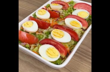 Salade facile pour surprendre toute la famille : recette rapide et saine