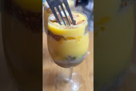 Diet mango falooda recipe | #shortsfeed #youtubeshorts #shortsviral #shortvideo #cookwithkam#diet#