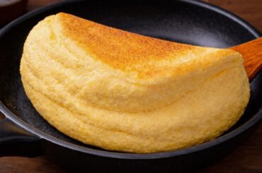 Stop frying eggs the old way! Try this trick for fluffy eggs for the perfect breakfast!
