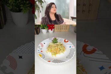 Signature salad#trendingnow #viralshort #fyp #kareenakapoorkhan #salad #weightloss #healthy #shorts