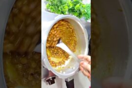 Healthy breakfast recipes #viral #breakfast #chana #ghugnichaat #healthy #shorts #trending
