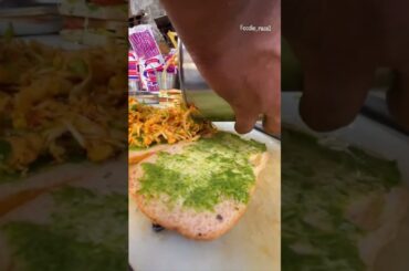 Healthy Sandwich Cheese Overloaded #streetfood #foodie #cheesesandwich #shorts #foodie_raza1